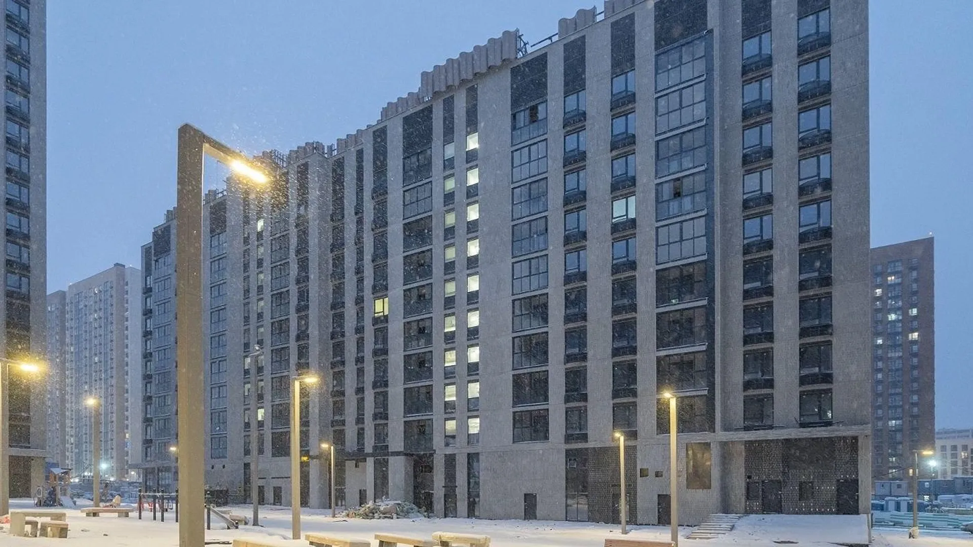 Бочкарев: на севере Москвы в домах по реновации заняты около 80% нежилых помещений