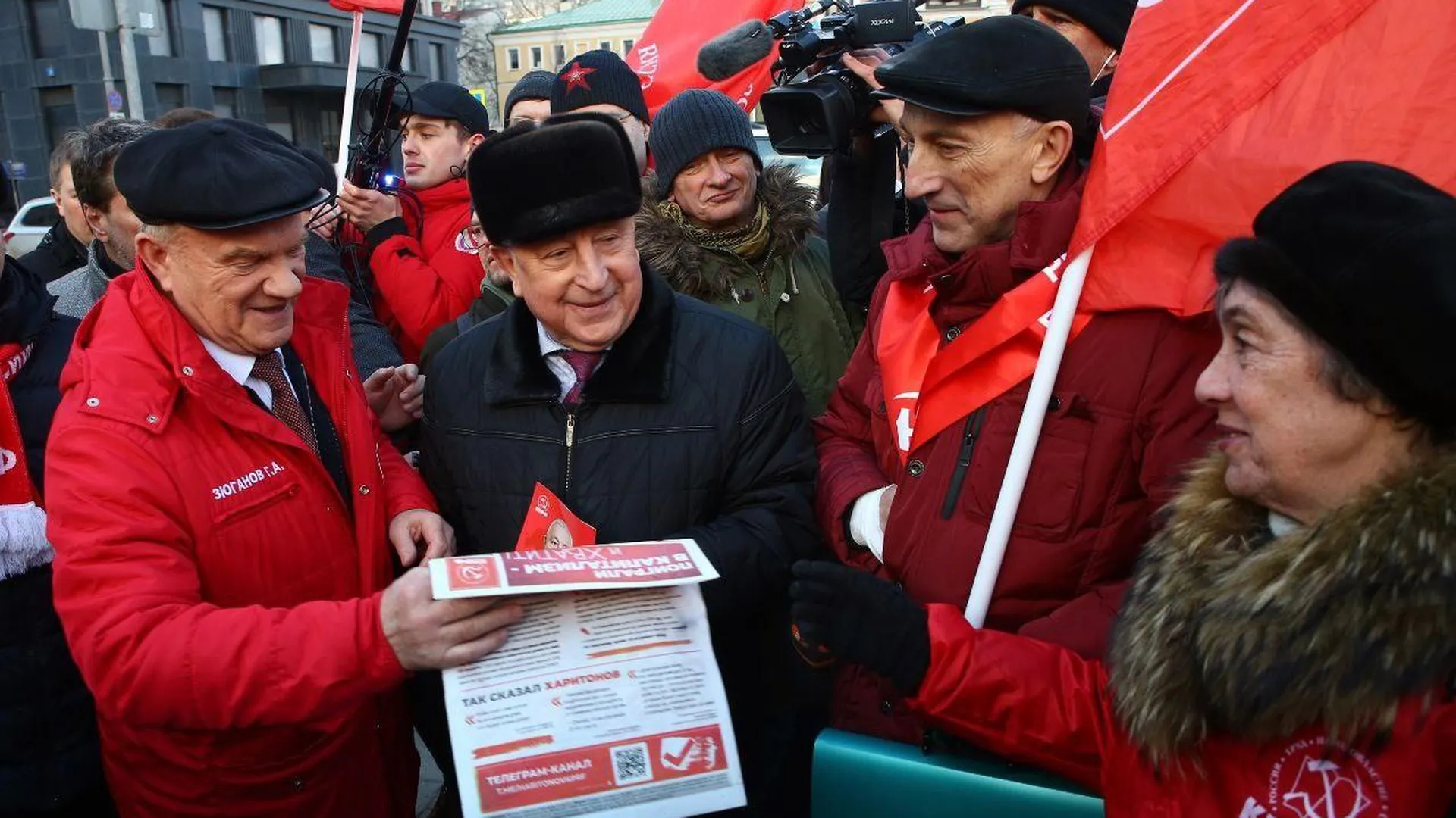 Харитонов встретился с партактивом Москвы в рамках акции «Красные в городе»