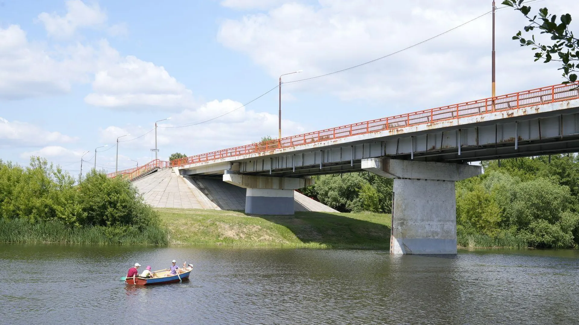 В Подольске планируют капитально отремонтировать плотину пруда на ручье в деревне Бережки