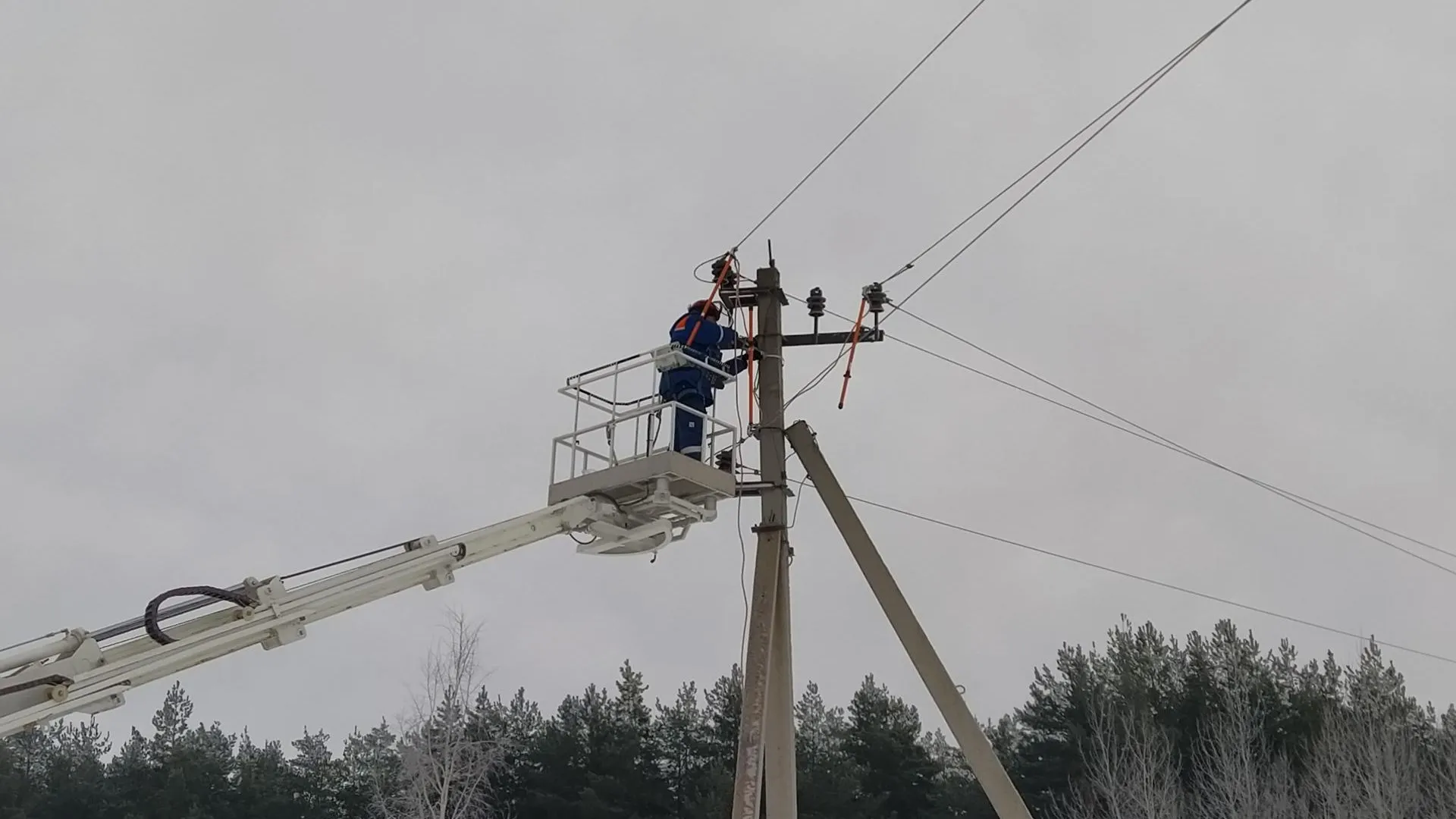Улучшено электроснабжение 300 участков СНТ в Серебряных Прудах
