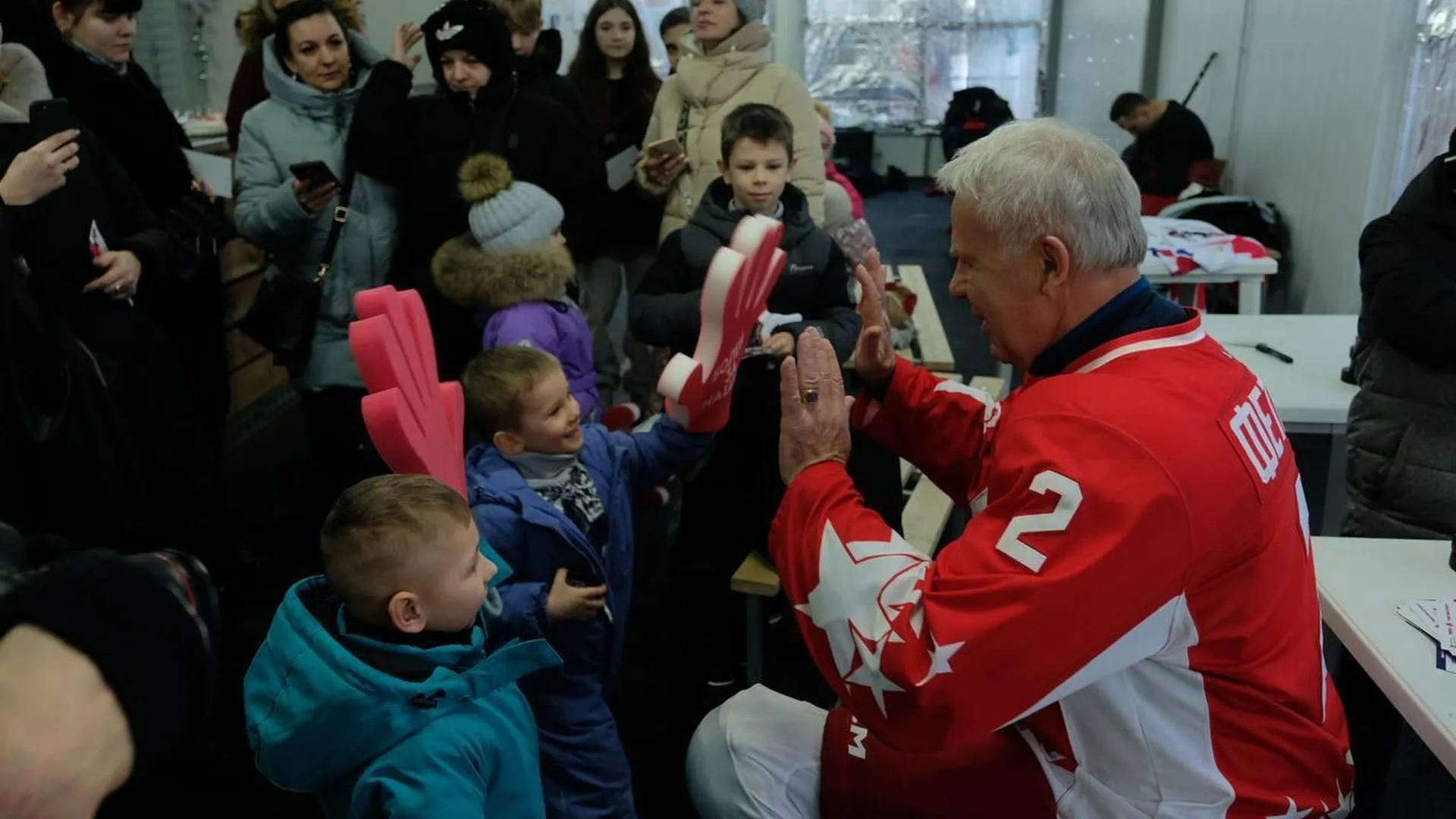 Сборная «Легенды хоккея» вновь обыграла любительскую сборную Солнечногорска