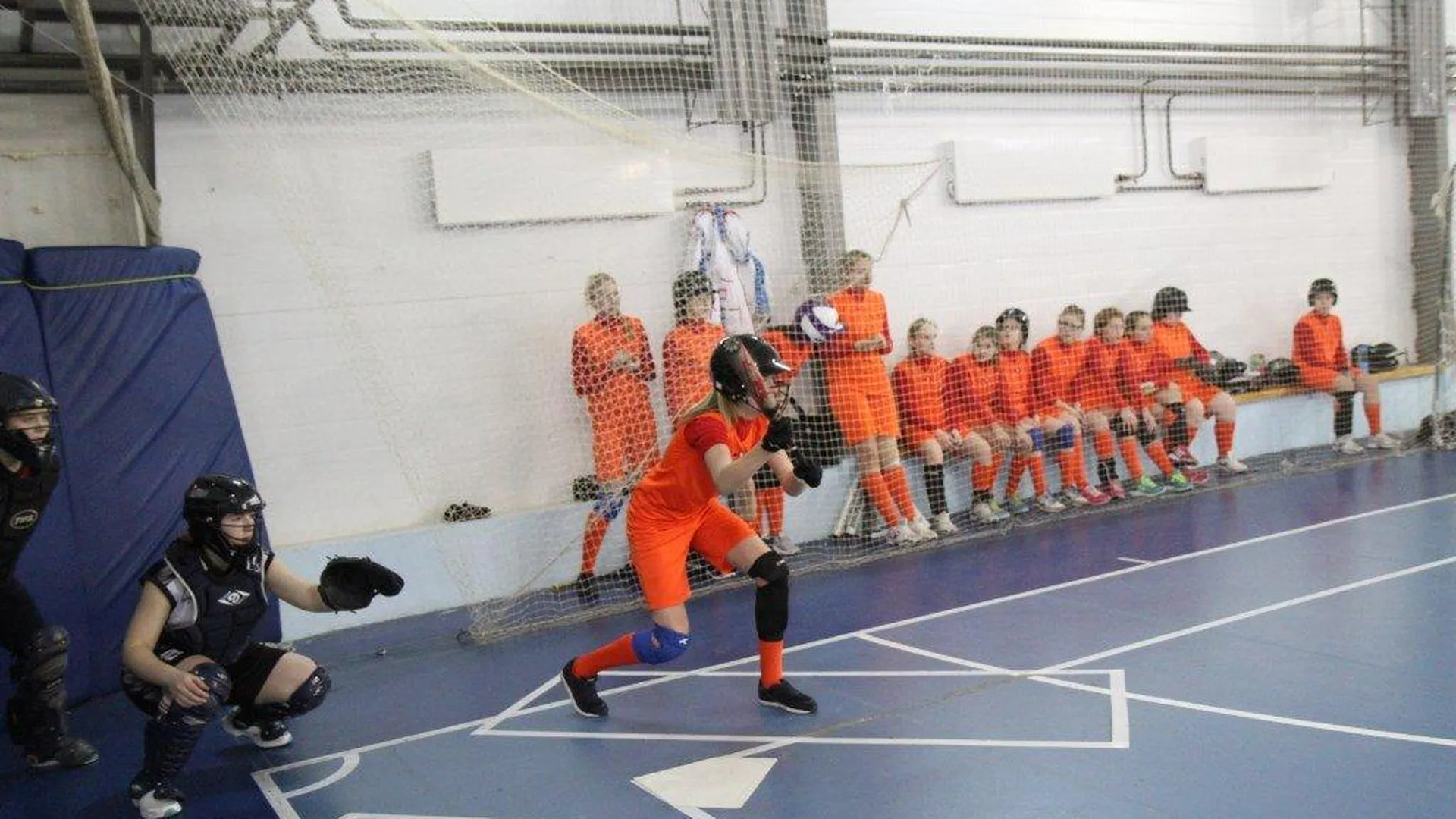 Команда Подмосковья выиграла турнир по индорсофтболу среди девушек