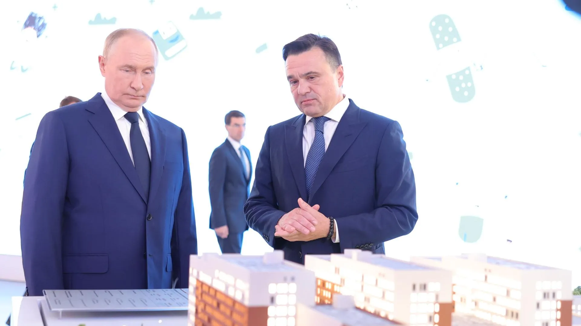 Константин Семенец