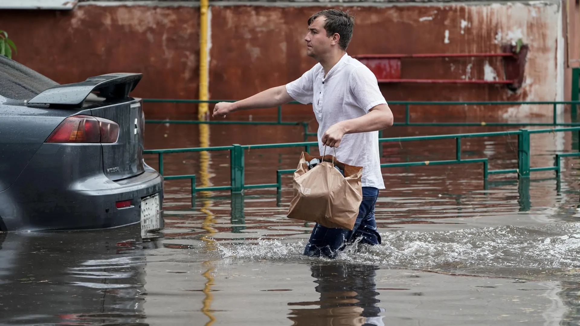 Климатолог объяснил возникновение потопов в некоторых регионах России