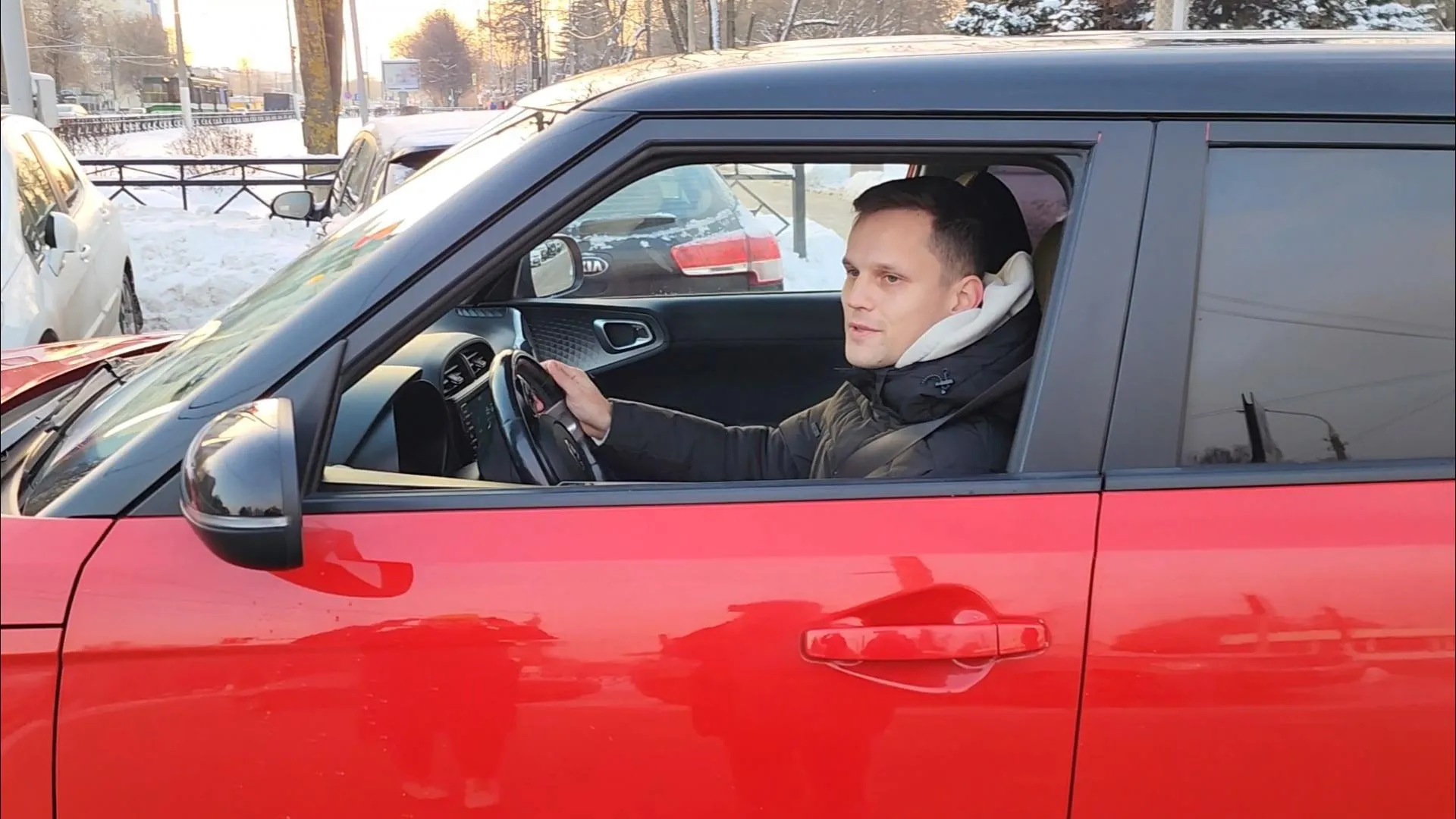 Пострадавшей в ноябре при обрушении моста в Подольске вручили новый автомобиль