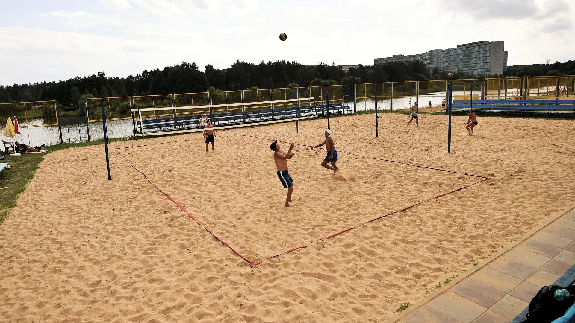 Центр пляжных видов спорта открыли в поселке Коренево Люберец
