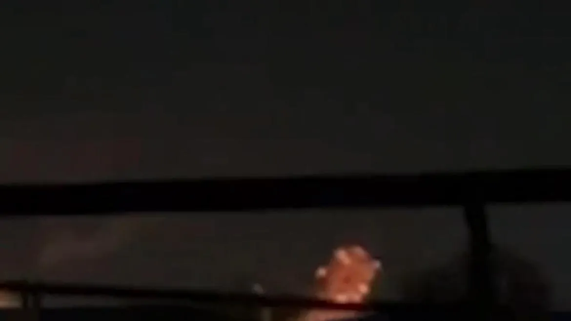Опубликовано видео работы ПВО по дронам в небе над Таганрогом