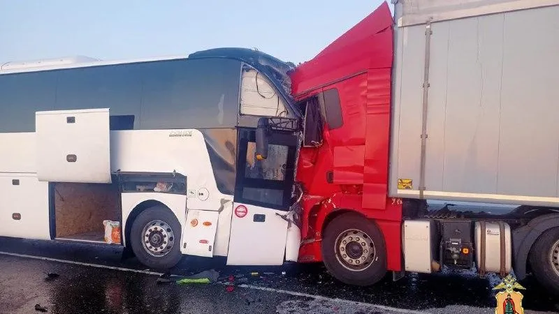 Опубликовано видео с места смертельного ДТП с автобусом Астрахань — Москва