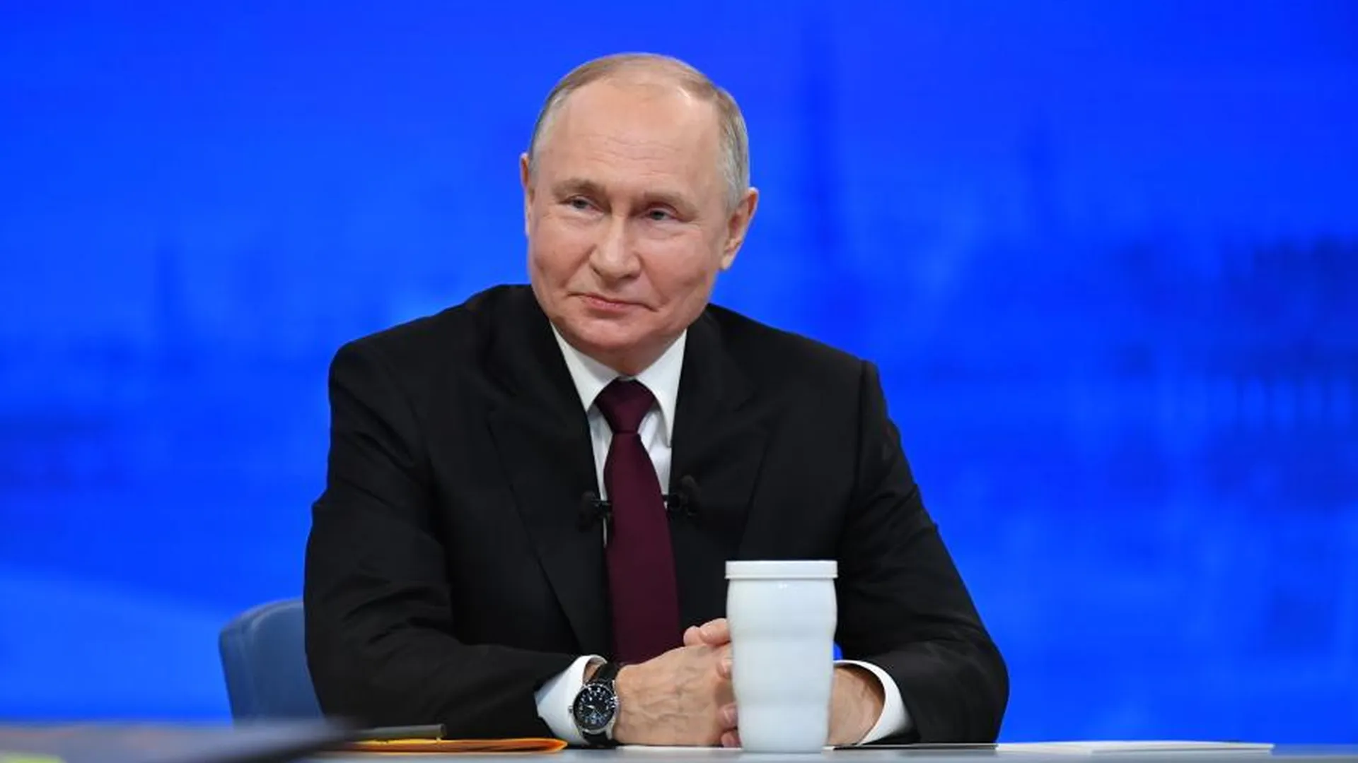 Путин объяснил появление нового учебника по истории России