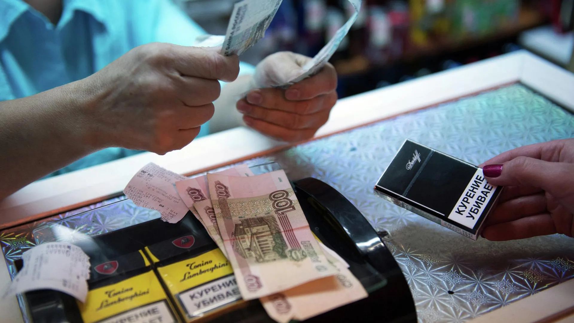 Пачка сигарет в РФ подорожает минимум до 117 рублей с 1 января 2024 г