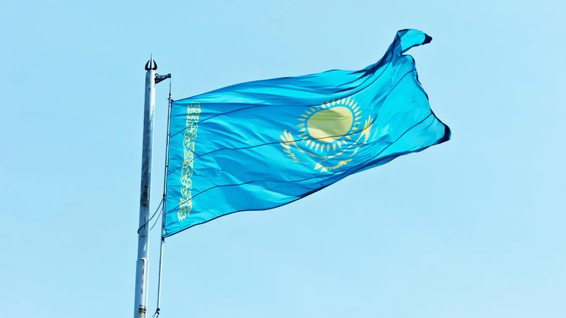 Президент Казахстана назвал борьбу с русским языком глупостью