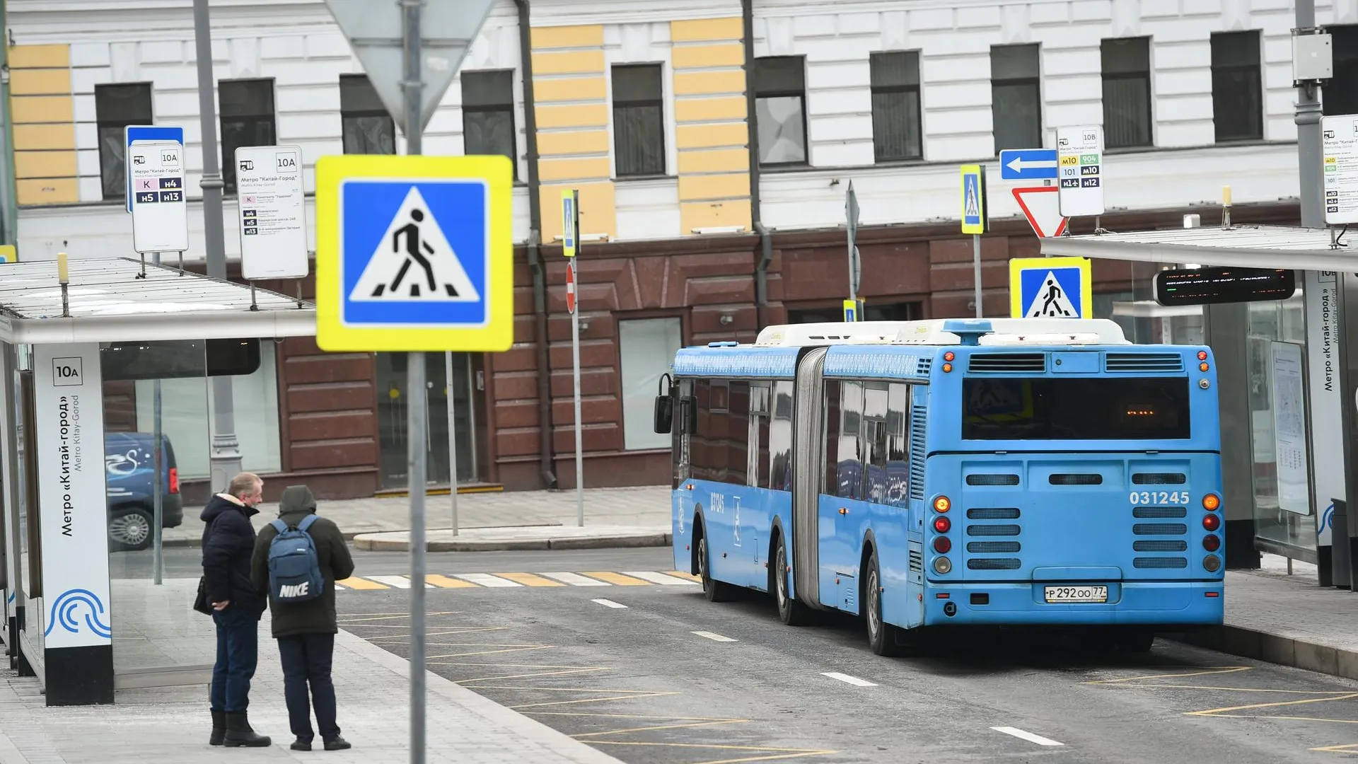 Автобусы КМ перевезли более 1,7 млн пассажиров за время закрытия  «оранжевой» ветки метро | РИАМО