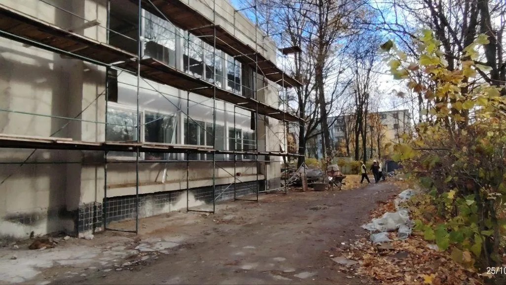 В Балашихе продолжается капитальный ремонт культурно-досугового центра «Заря»
