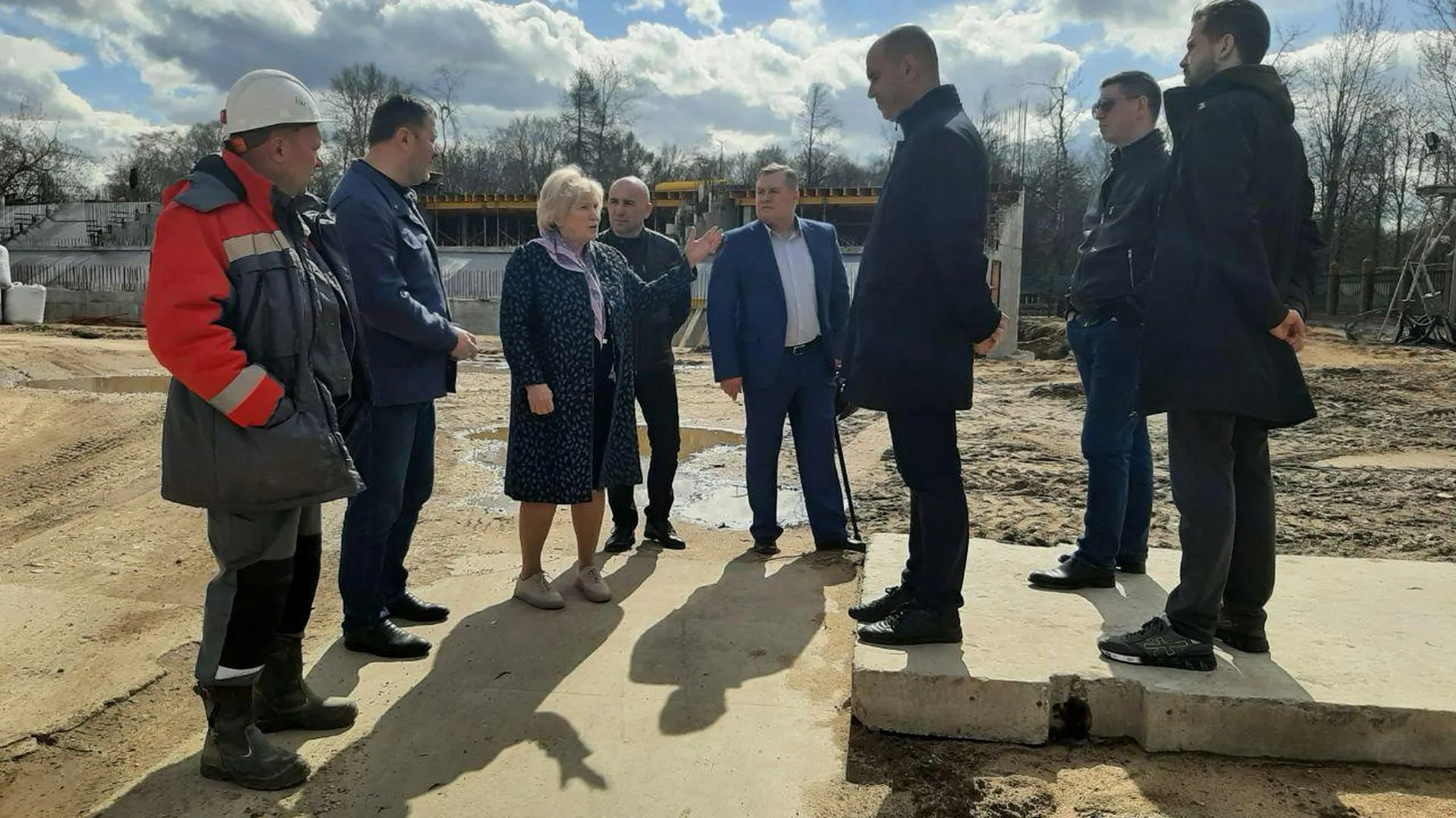 Депутат Мособлдумы оценила работы по реконструкции стадиона в Люберцах