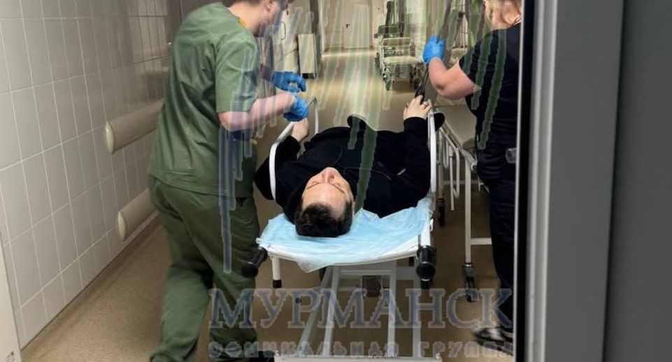 В Сети появилось фото госпитализации губернатора Чибиса после нападения