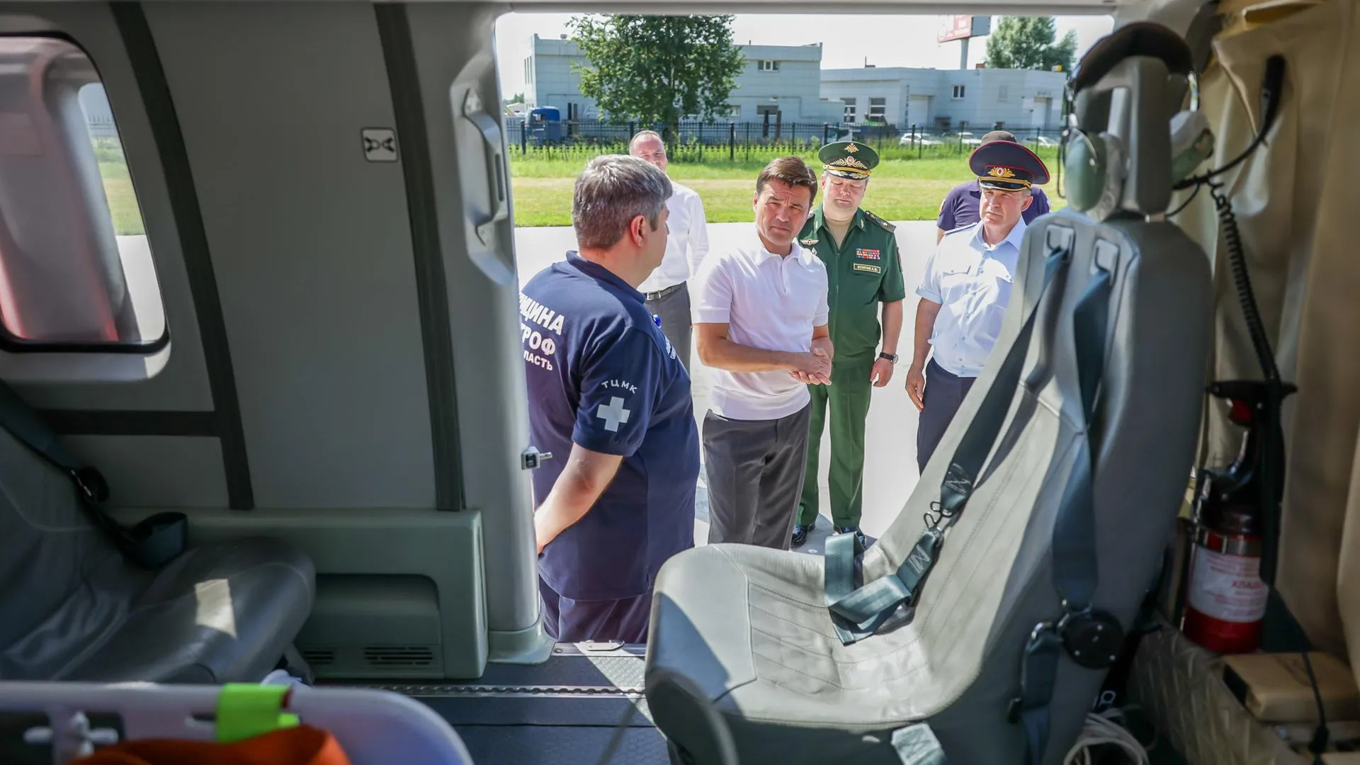 Тесная работа ГИБДД и военных медиков позволяет спасать пострадавших в ДТП в Подмосковье