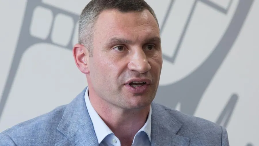 Кличко заявил, что Украине придется провести референдум для достижения мира