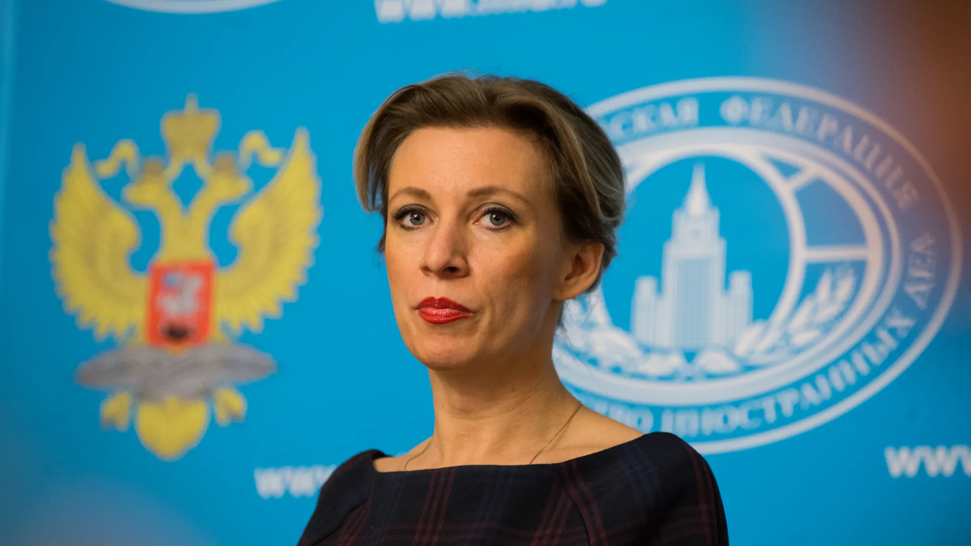 Захарова отреагировала на заявление Киева по привлечению женщин к разминированию