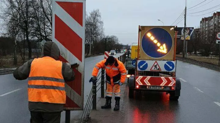 Дорожники Подмосковья отремонтировали знаки в 10 округах