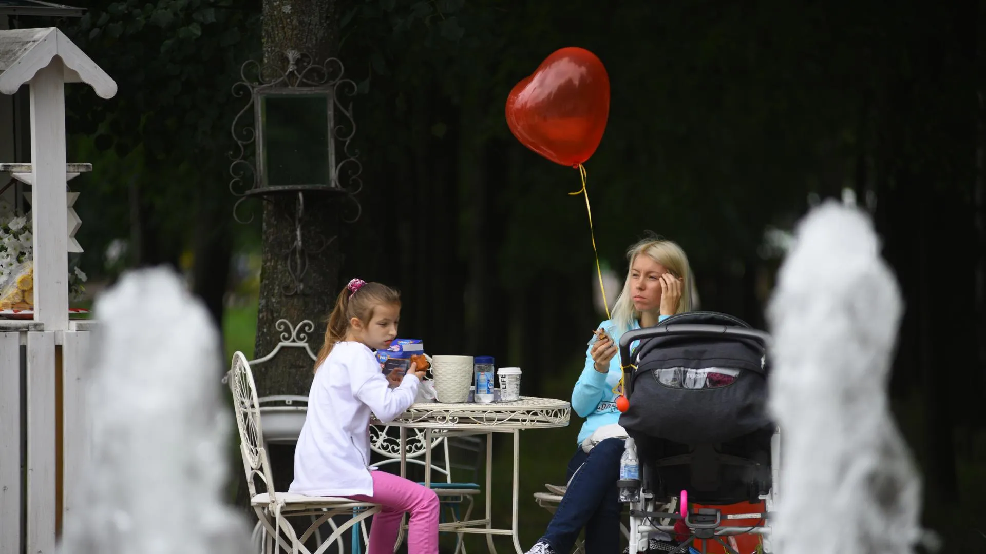 Свыше 1,5 тыс летних кафе откроют в центре Москвы