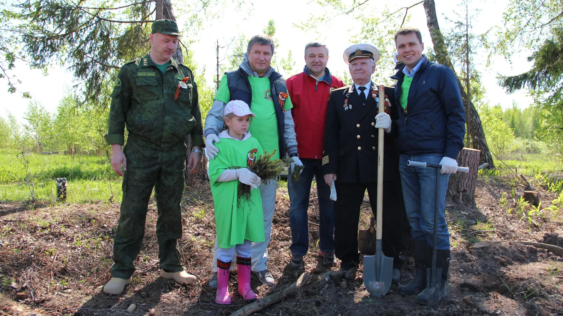 Порядка 850 человек приняли участие в акции «Лес Победы» в Мытищах