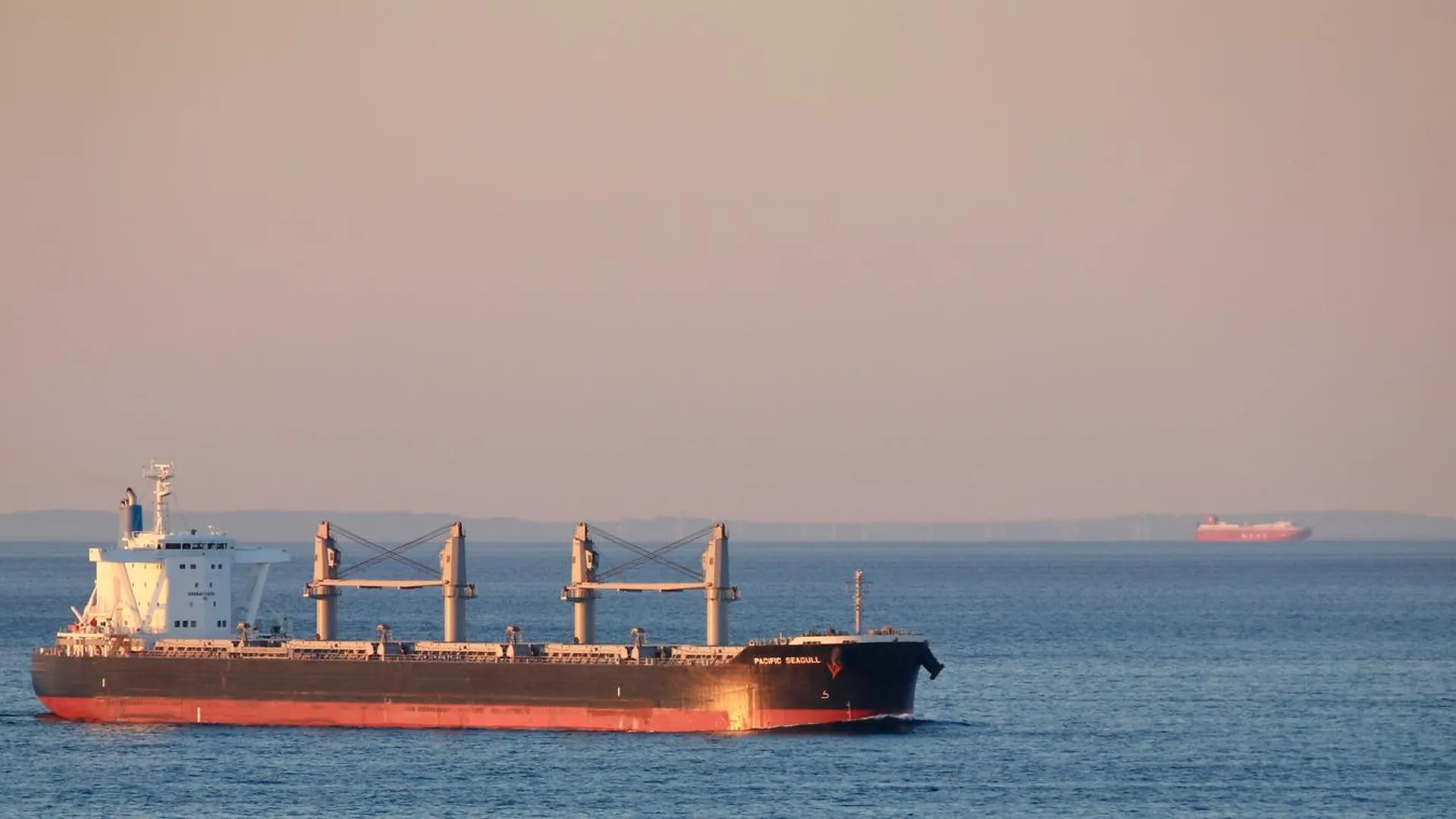 РФ нарастила морской экспорт нефти до годового максимума