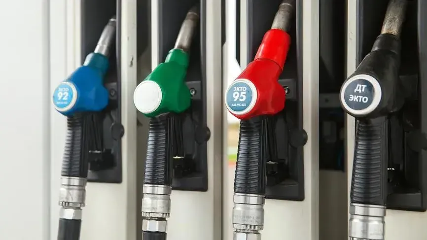 ФАС потребует от нефтяников обосновать рост оптовой цены на бензин Аи-95