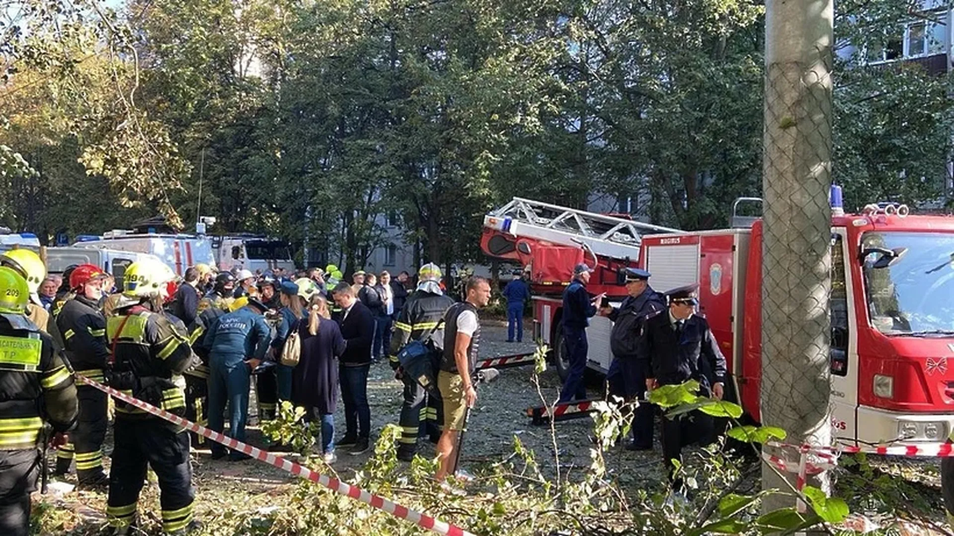 МЧС опубликовало видео аварийно‑спасательных работ на месте взрыва в  Балашихе | РИАМО в Домодедово