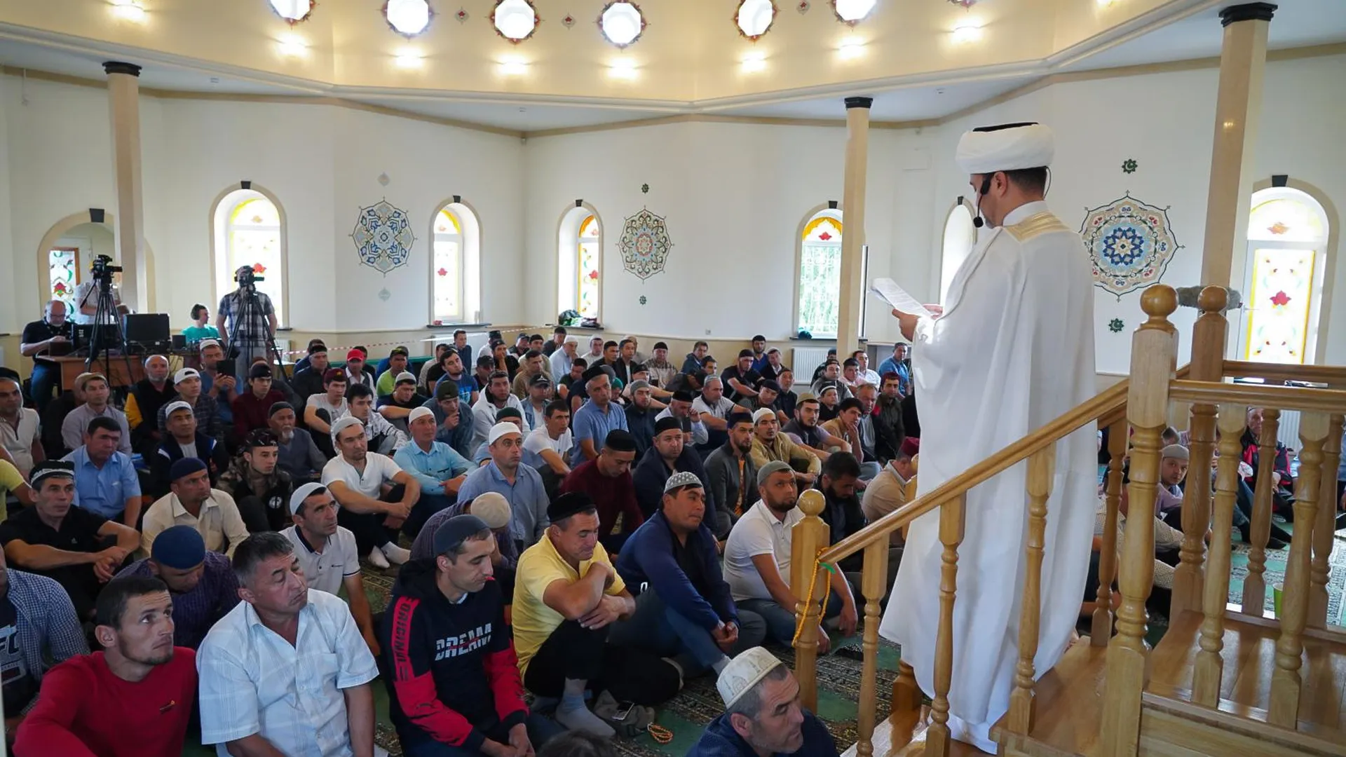 10 тысяч мусульман отпраздновали Курбан‑байрам в Солнечногорске