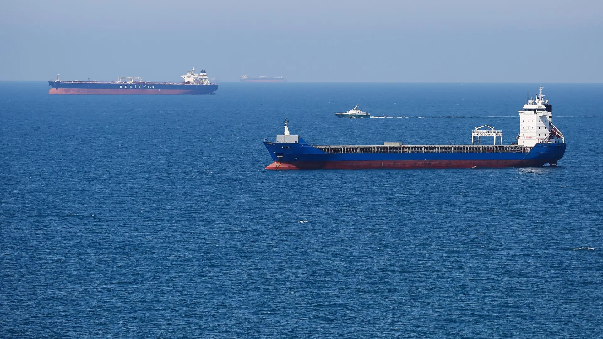 Bloomberg: Индия приостановила импорт российской нефти на крупных танкерах