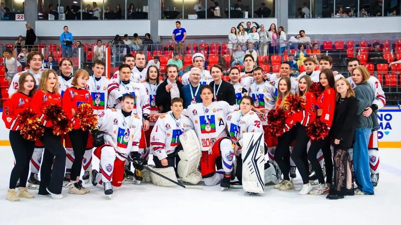 Команда РАНХиГС из Красногорска стала обладателем бронзовых медалей открытого чемпионата студенческой хоккейной лиги