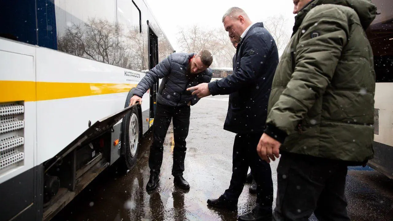 736 автобусов Люберец подготовили к зиме