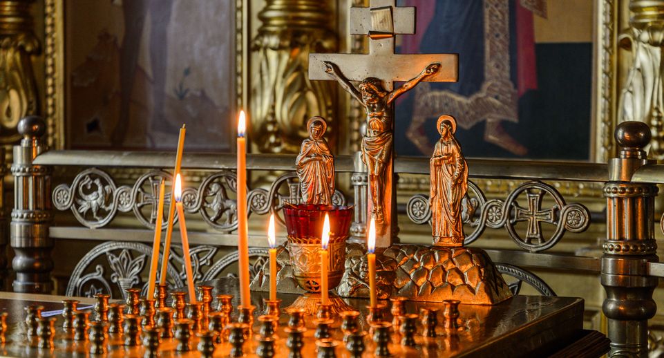 Священник Савастьянов: схождение Благодатного огня не приведет к концу света