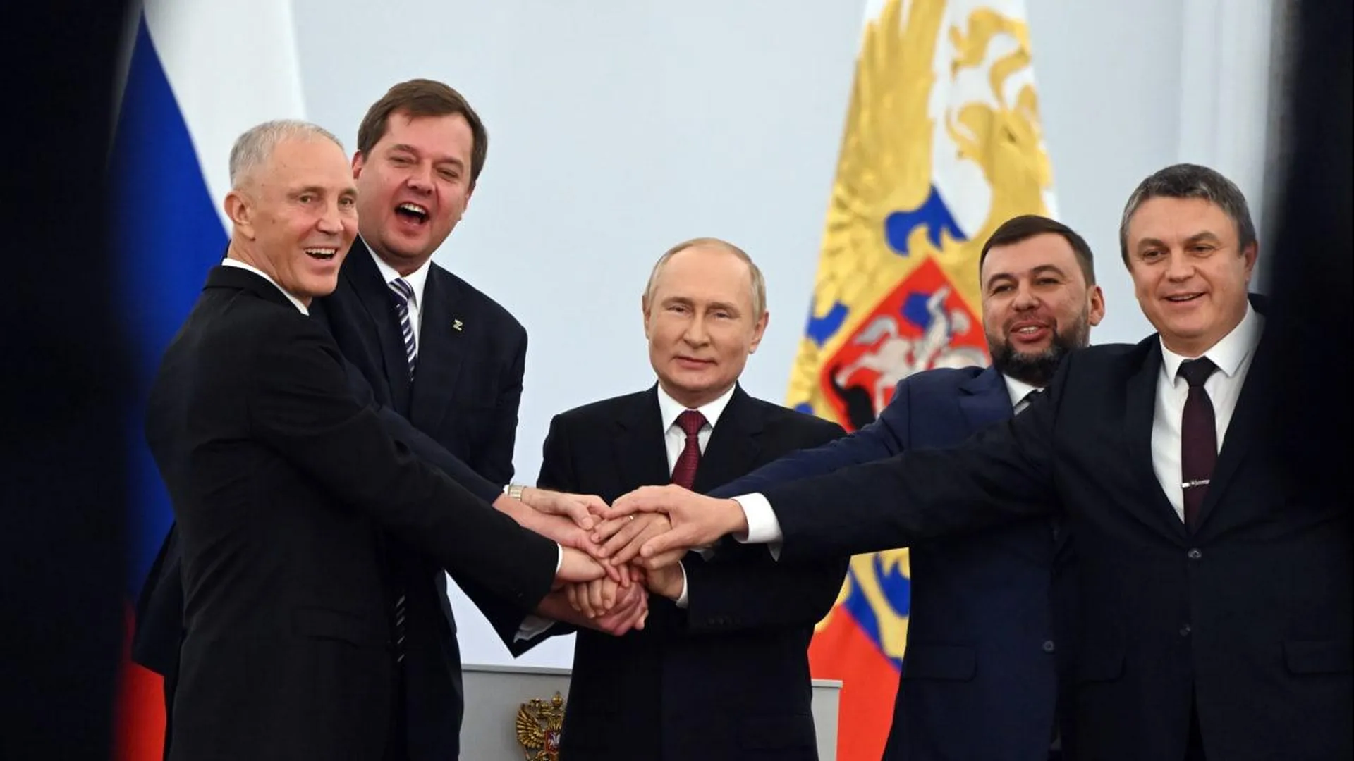 Путин подписал договоры о вхождении в состав РФ ЛДНР, Запорожской и Херсонской областей