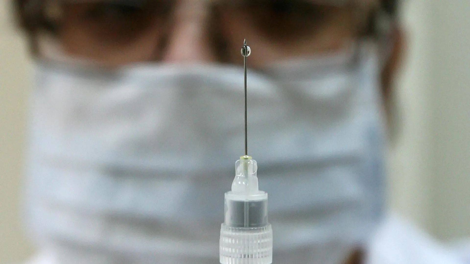 В Минобороны сообщили о готовности первой вакцины от Covid‑19