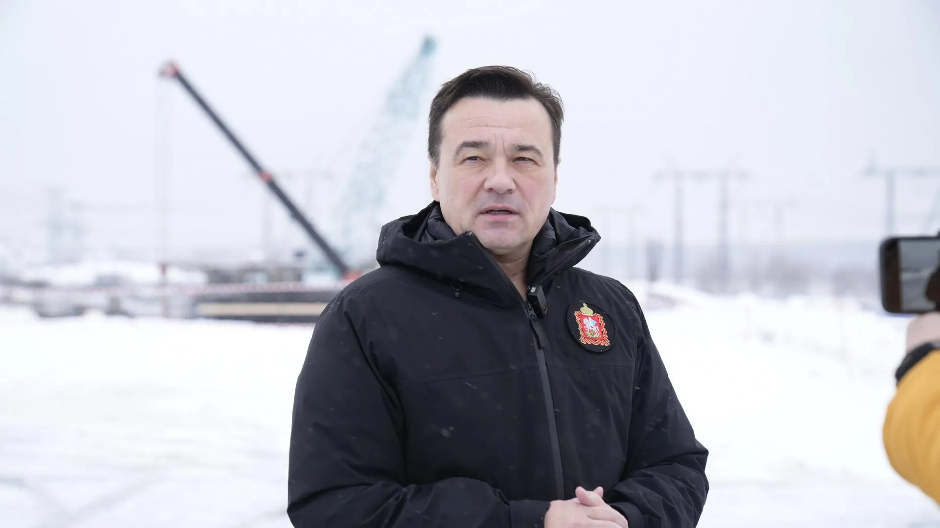 Андрей Воробьев: 18 тыс дворников и 1,5 тыс машин убирают снег в Подмосковье