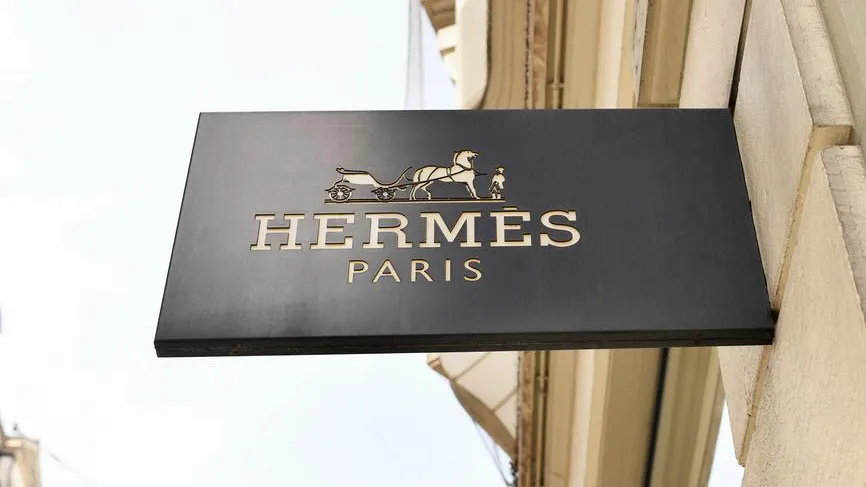 Hermès не стал продлевать аренду магазина в столичных «Временах года»