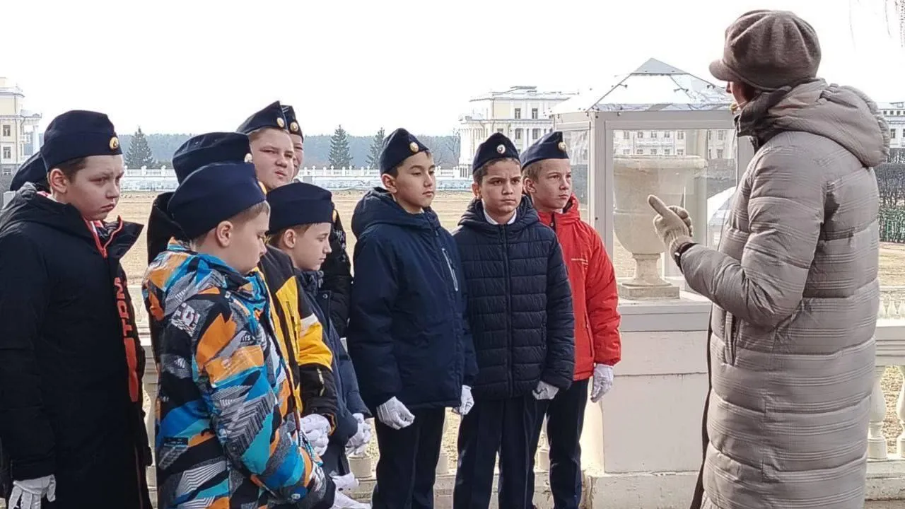 Музей-заповедник «Архангельское» посетили кадеты подольского «Гвардейского класса»
