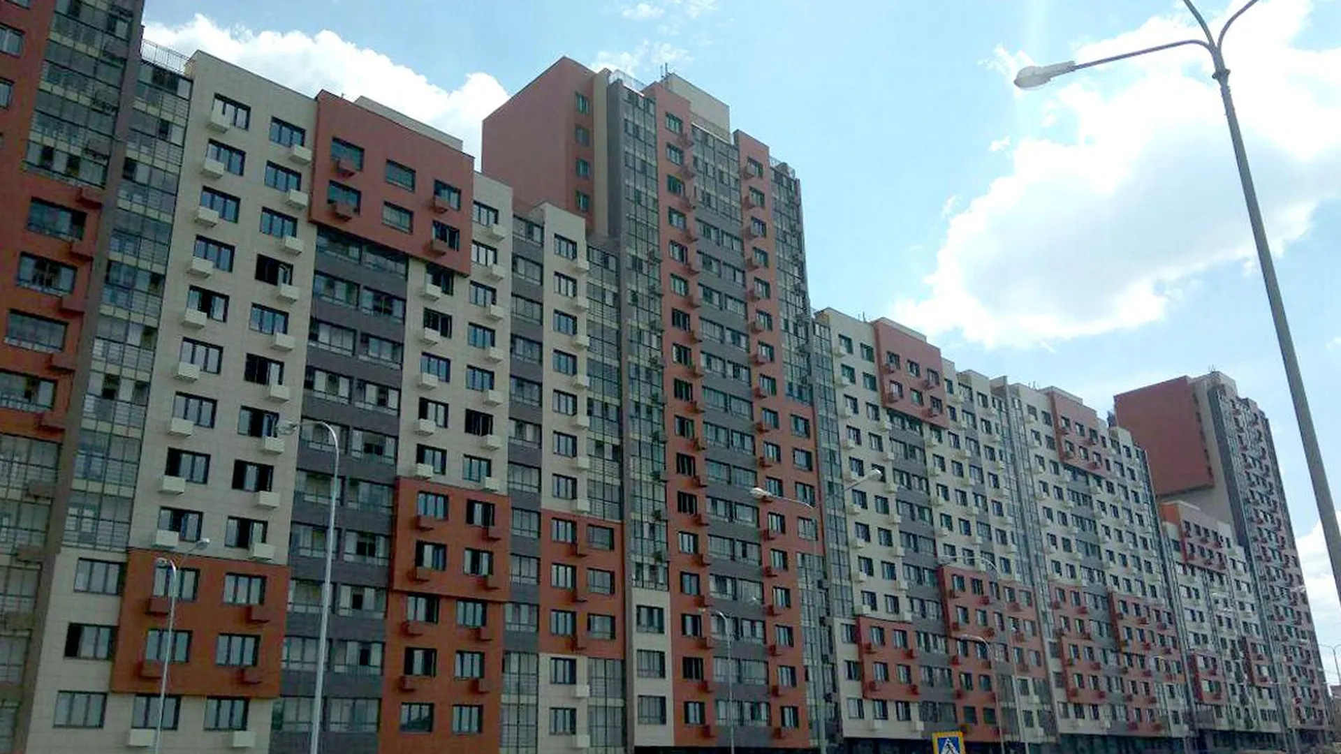 762 квартиры для уникальных специалистов приобрели в Подмосковье по программе «Жилище»