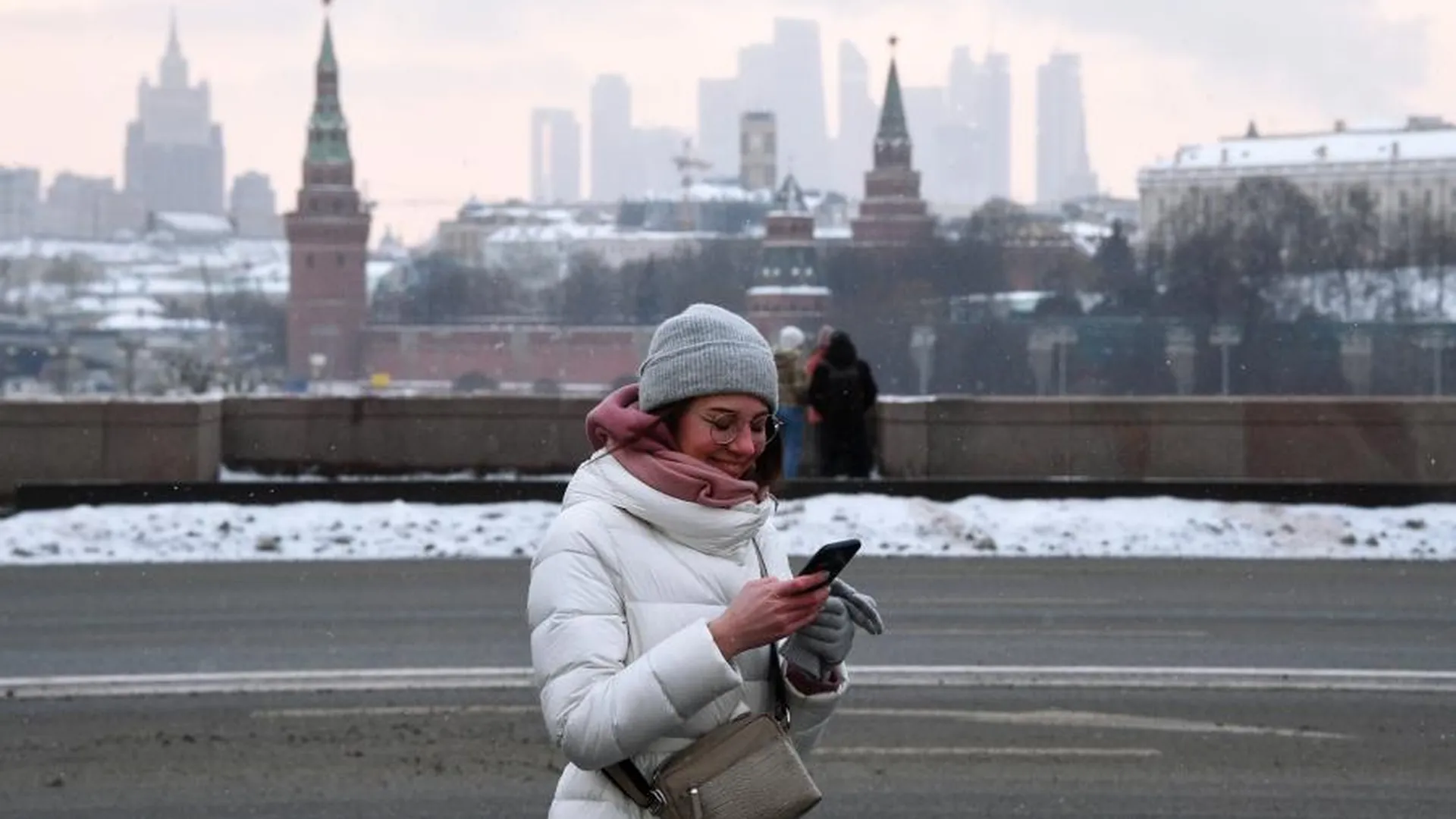 Льготы на оплату связи в Москве и социальные тарифы от операторов