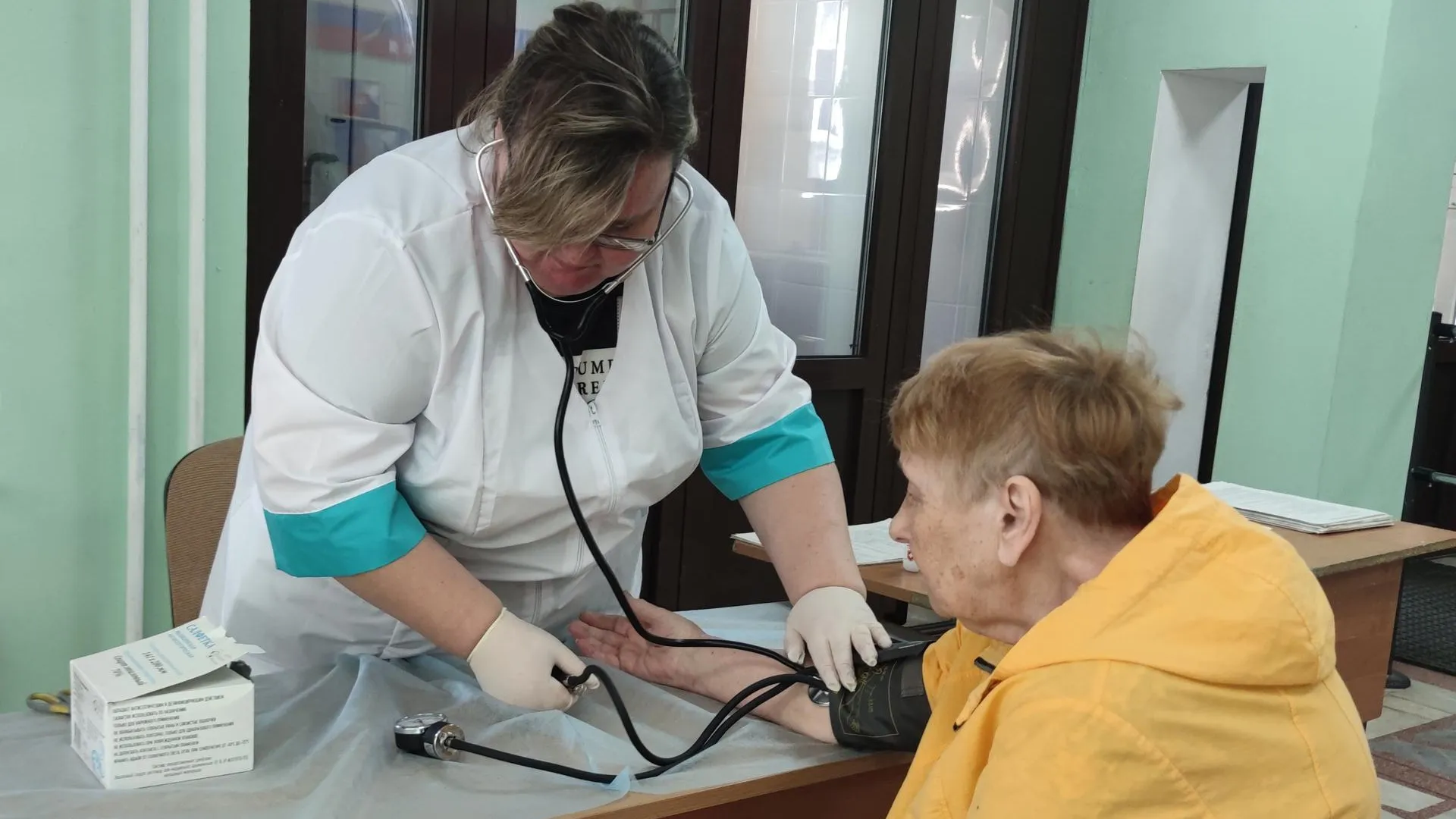 Медики Дубненской больницы провели на выборах акцию «Здоровый выбор»