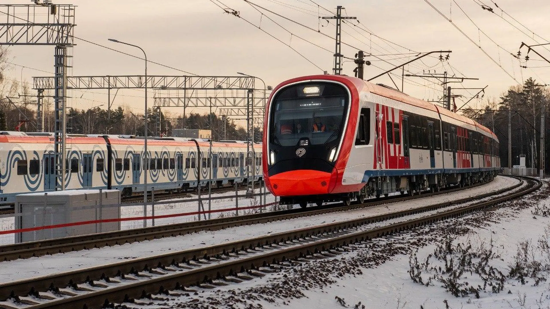 Компенсационные автобусы назначили на Белорусском и Савеловском направлениях в декабре