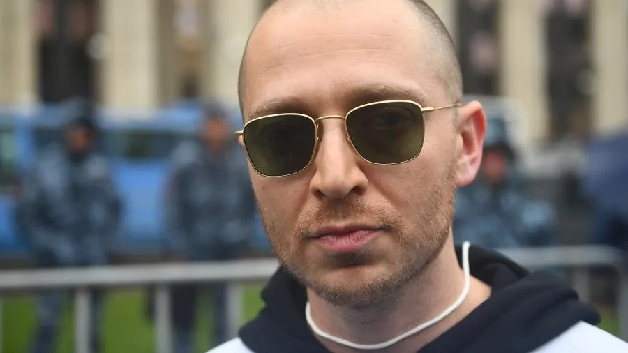 Рэпера Oxxxymiron* обвинили в растлении девочек-подростков