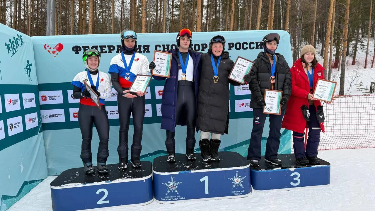 Спортсмен Подмосковья взял серебряные медали на этапе Кубка России по сноуборду