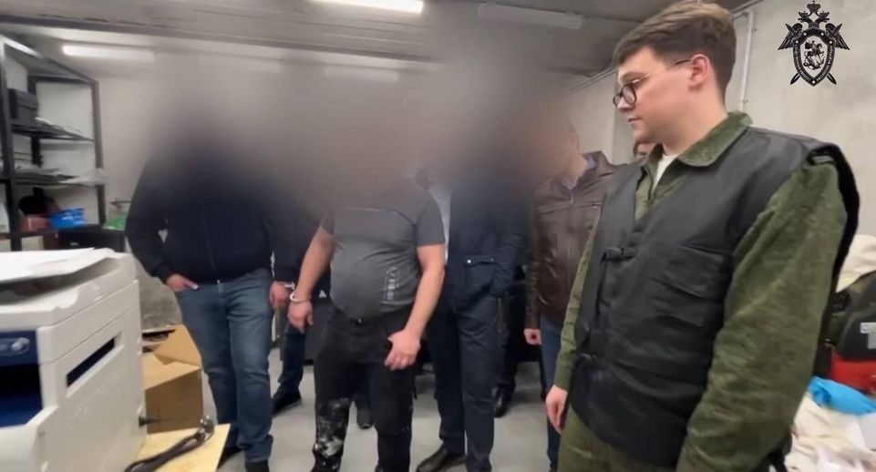 СК Москвы намерен арестовать сисадмина, залившего тело приятеля монтажной пеной