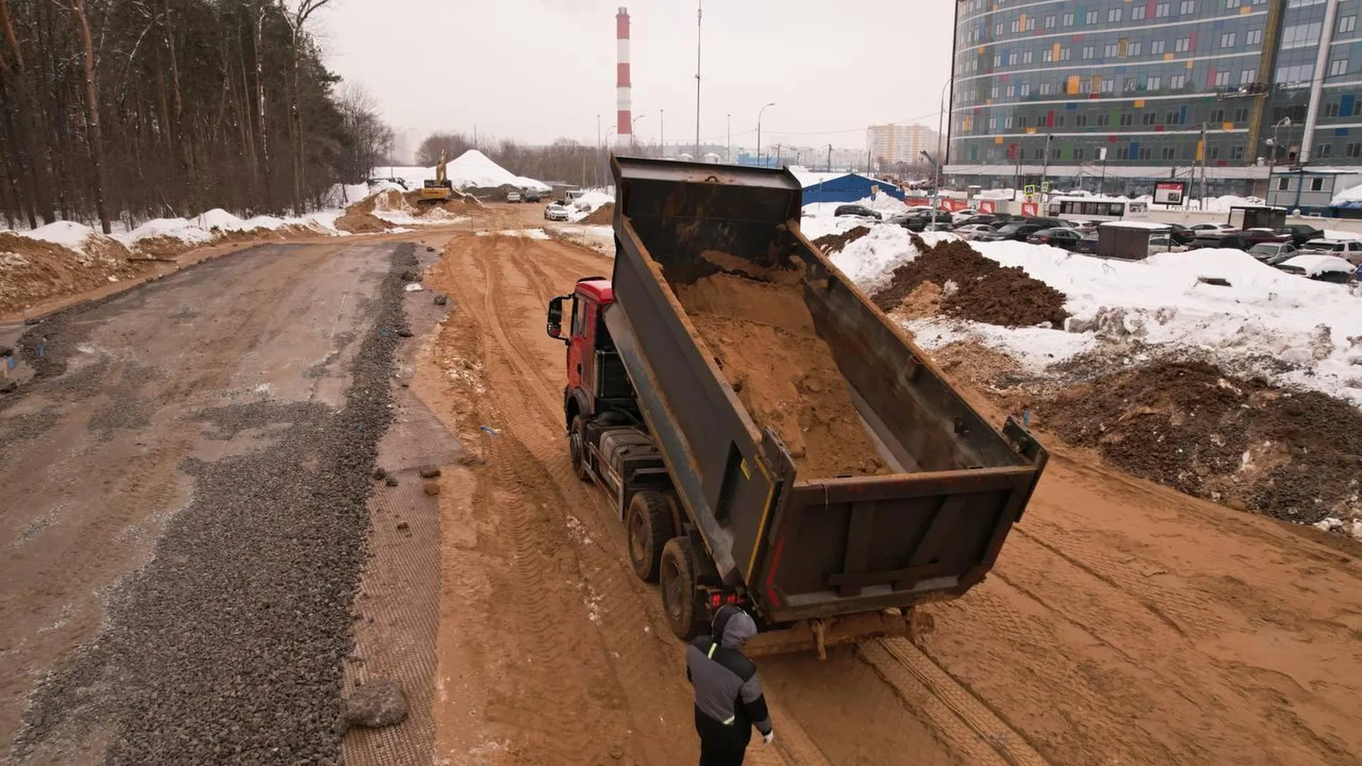 В Красногорске приступили к устройству подъездной дороги к строящейся больнице