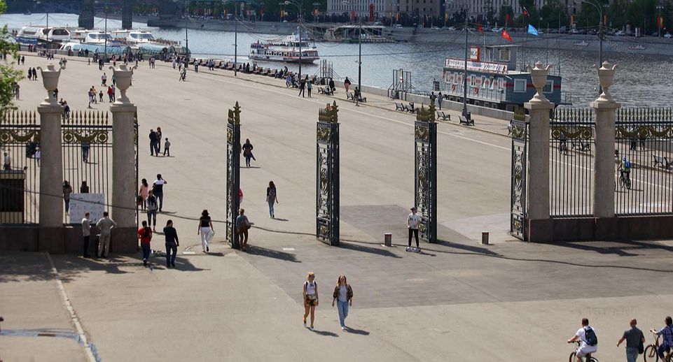 Реставрация исторической ограды стартует в столичном Парке Горького