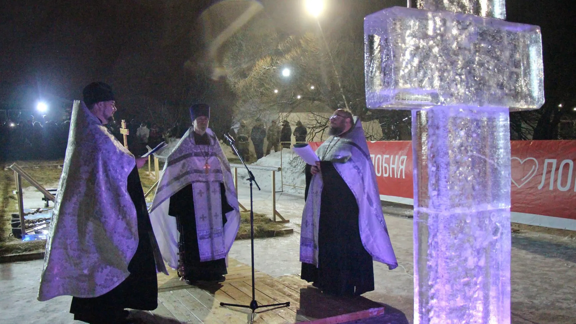 Потомственный казак из Лобни рассказал, как несет службу в ночь Крещения