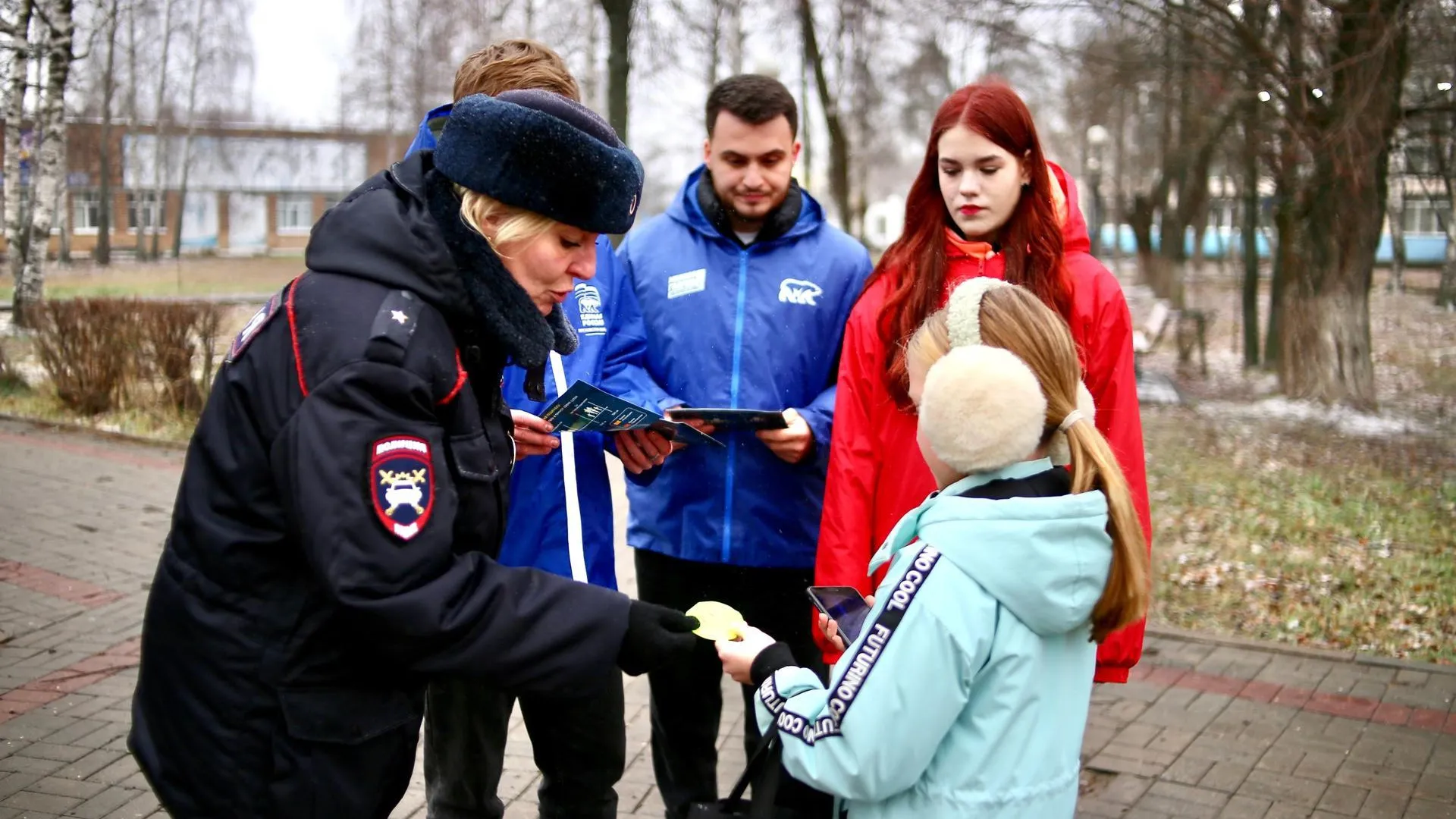 Пешеходам округа Шатура напомнили об использовании световозращающих элементов