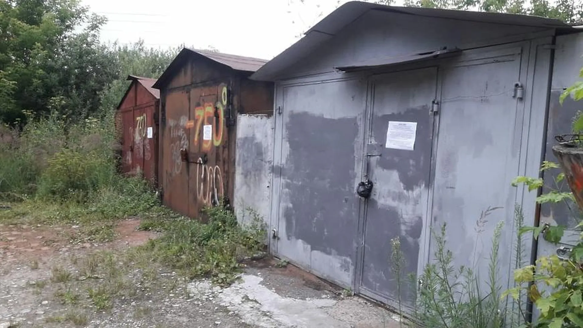 В микрорайоне Климовск Подольска власти планируют снести гаражи по 4  адресам | РИАМО